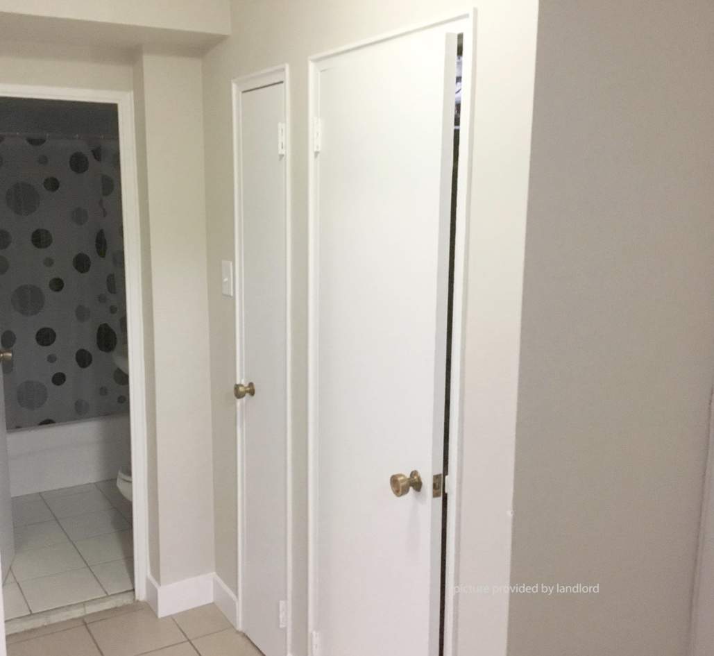 105 Raglan ave - Photo 12