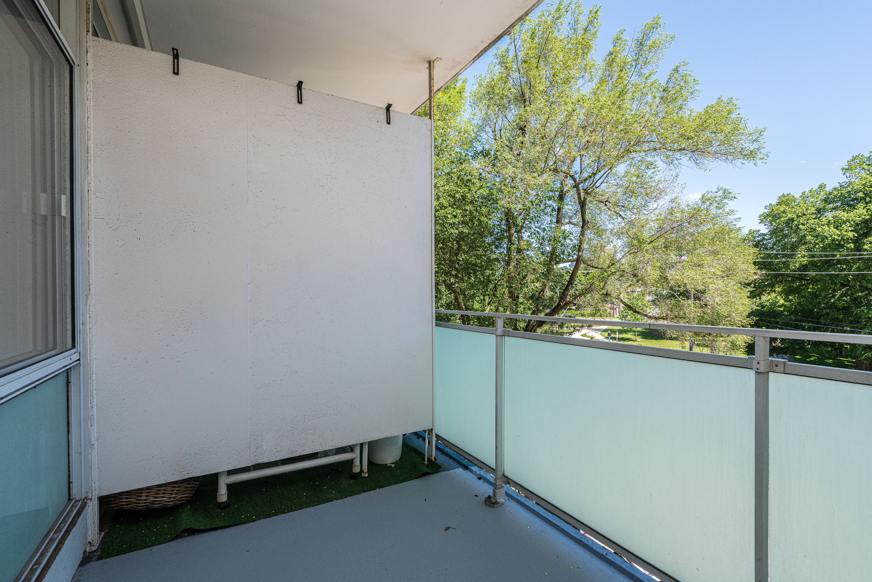 240 Oriole Parkway - Photo 17
