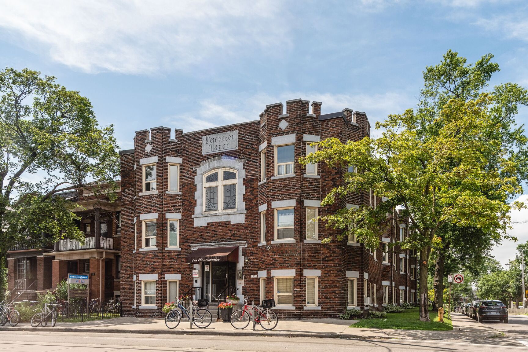 118 Roncesvalles Avenue - Photo 17