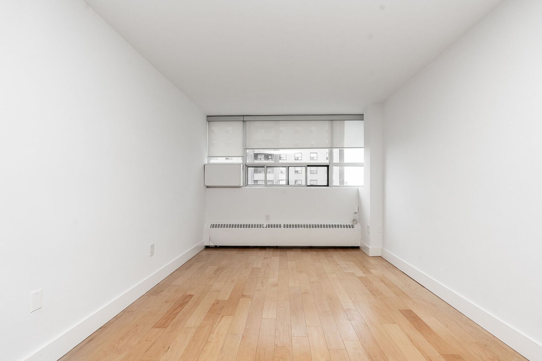 730 St. Clarens - Photo 3