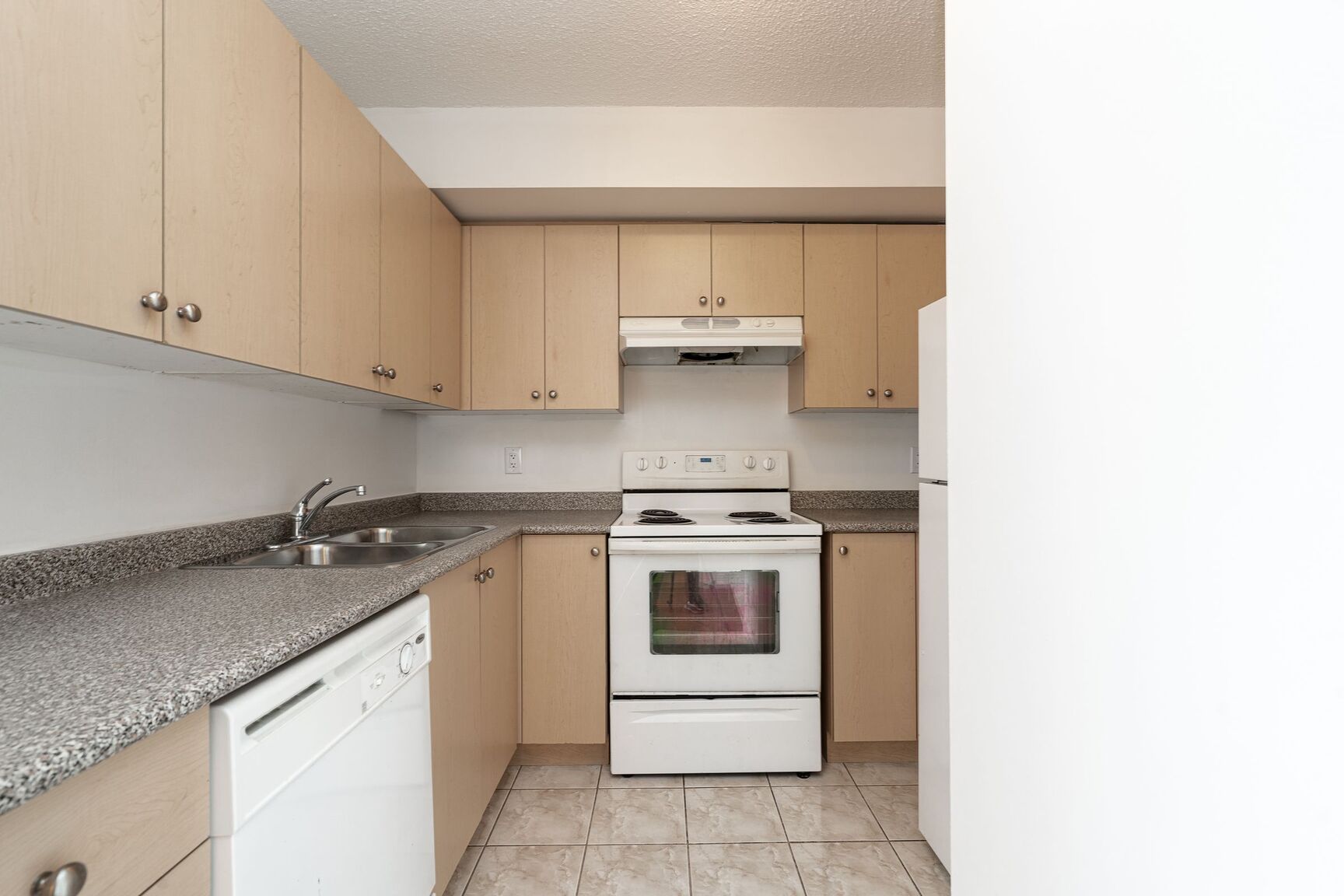 333 Sidney Belsey - Photo 35