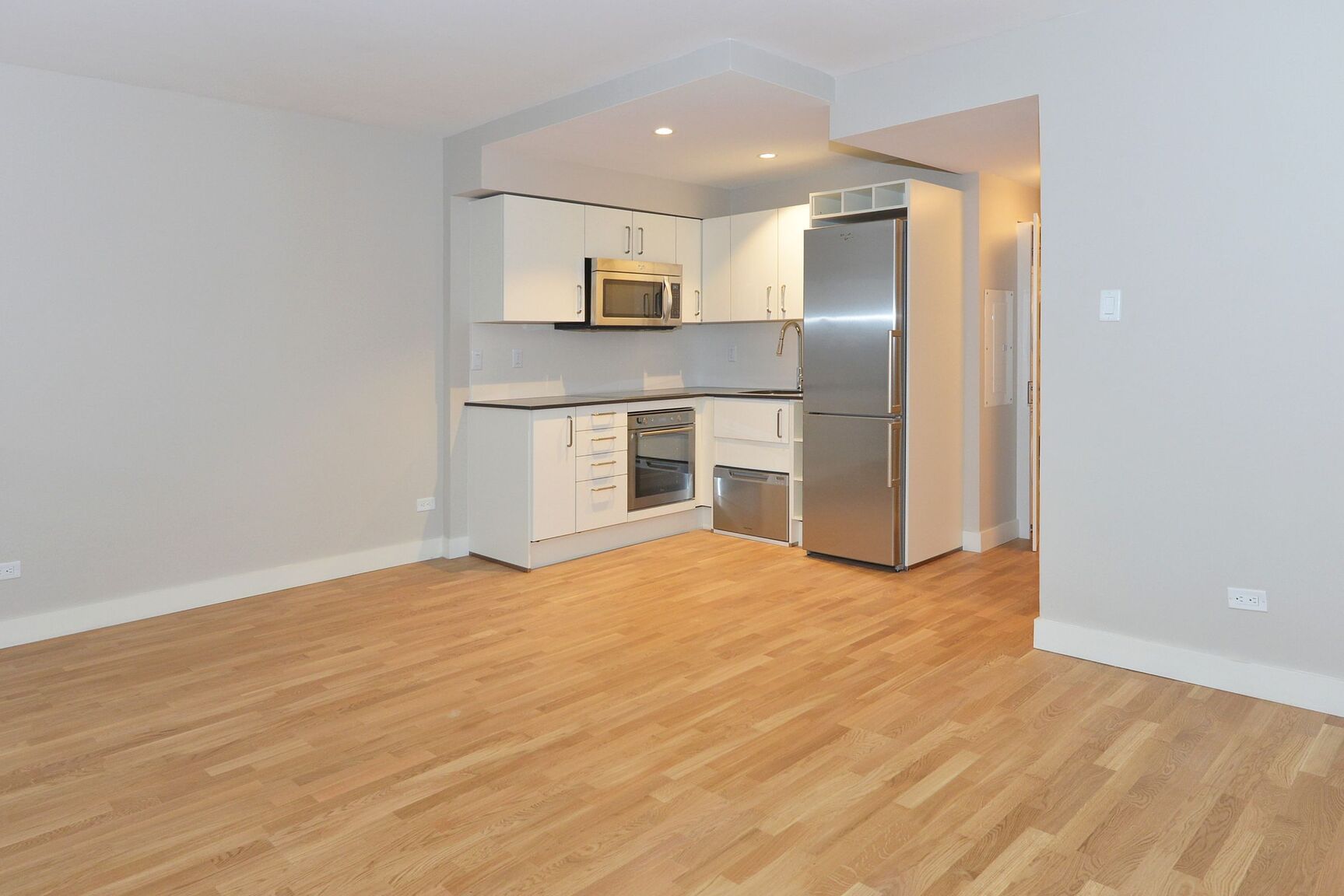 111 Lawton Boulevard - Photo 5