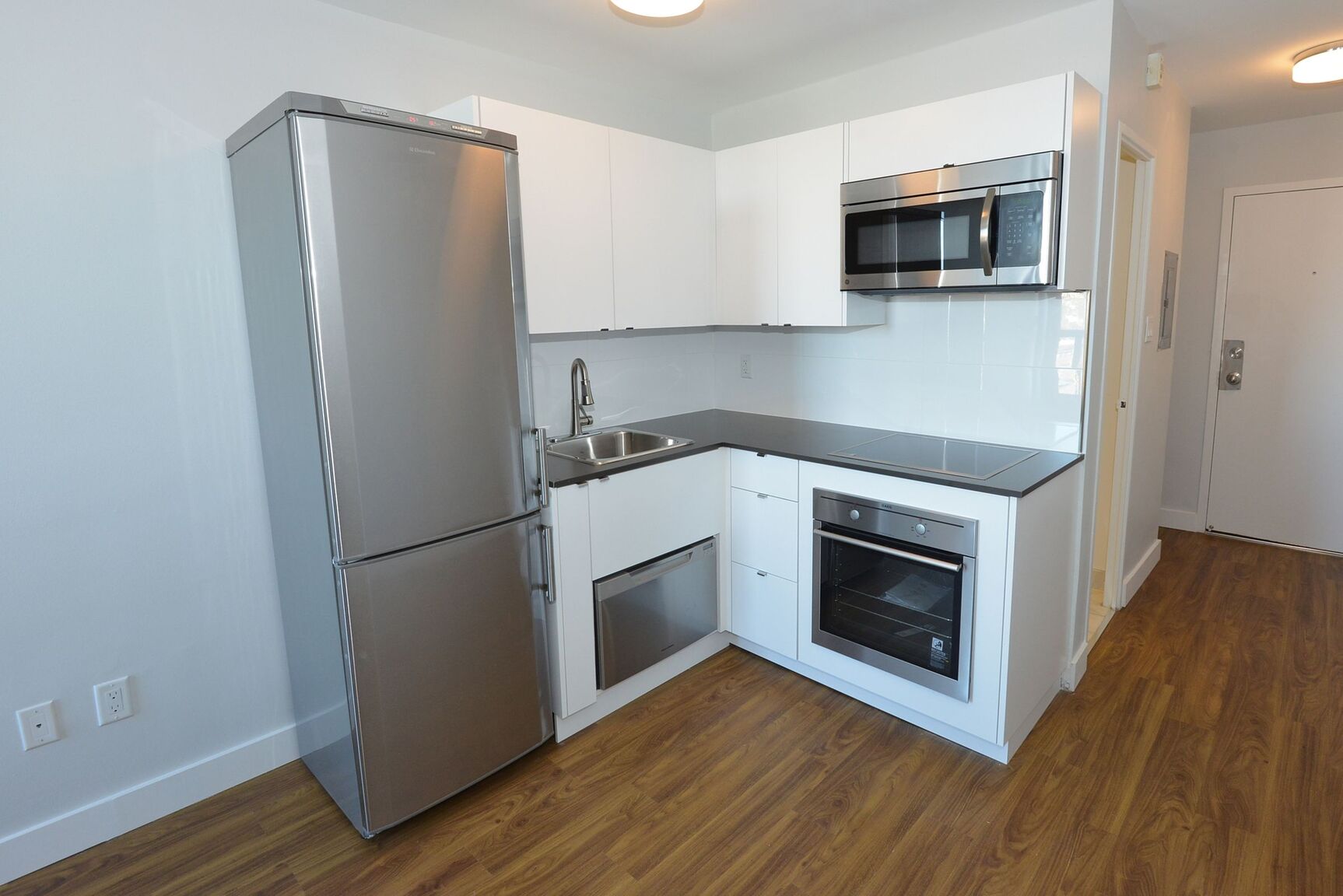 Richmond Place - Photo 88