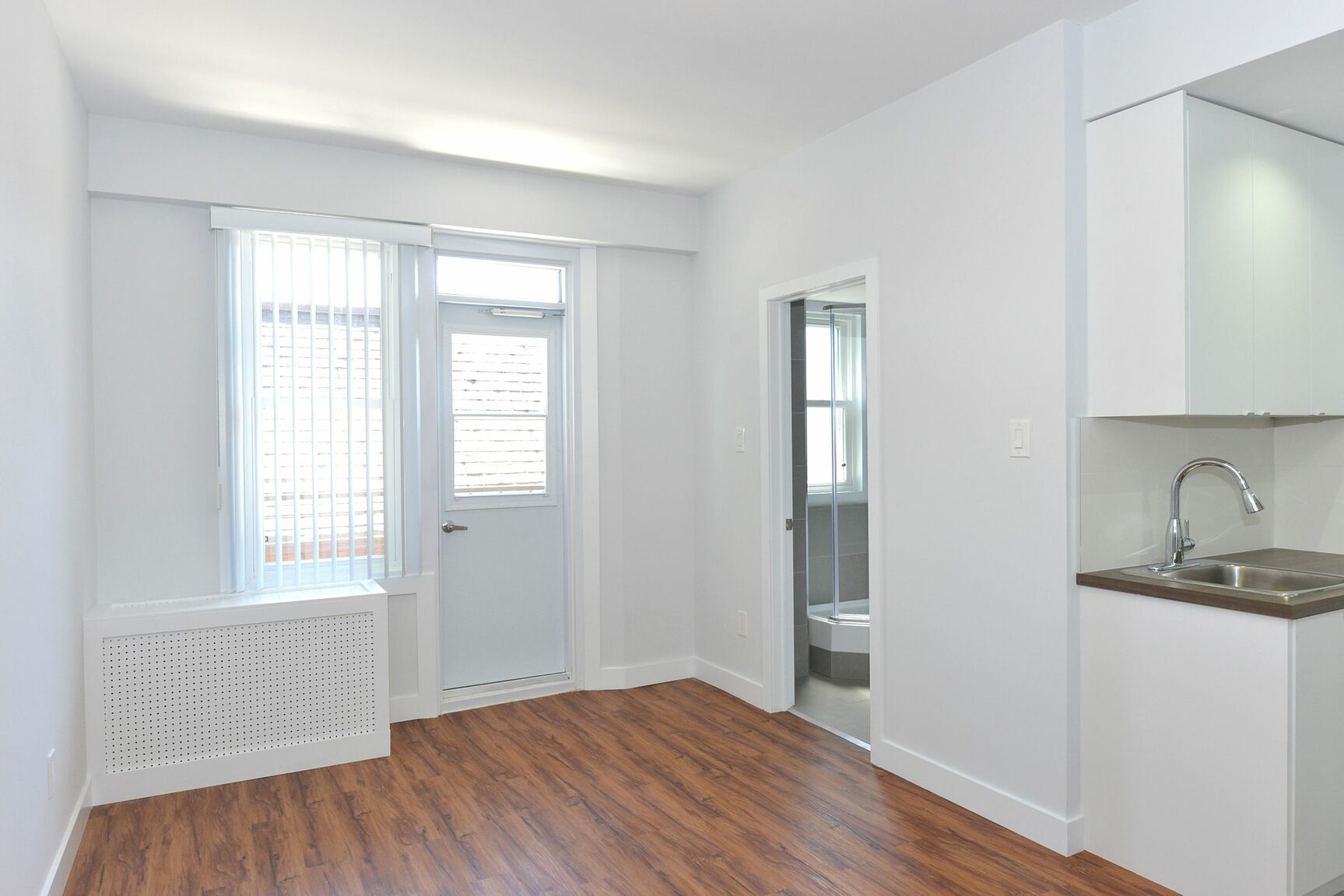 160 Huron Street - Photo 15
