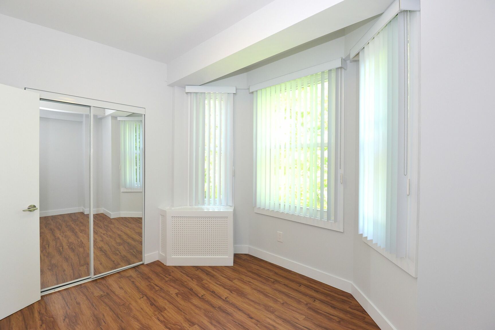 160 Huron Street - Photo 17