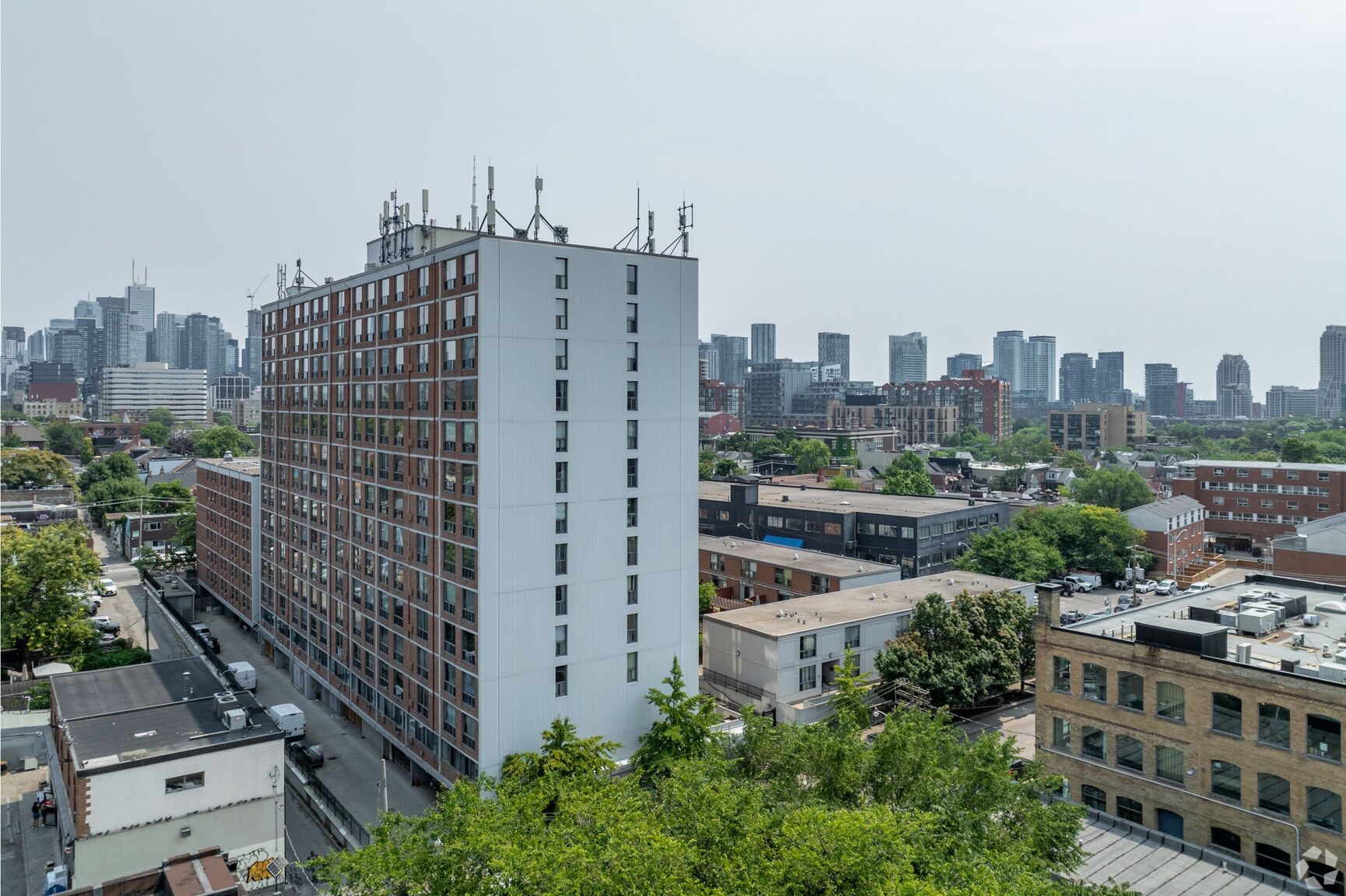 Richmond Place - Photo 97