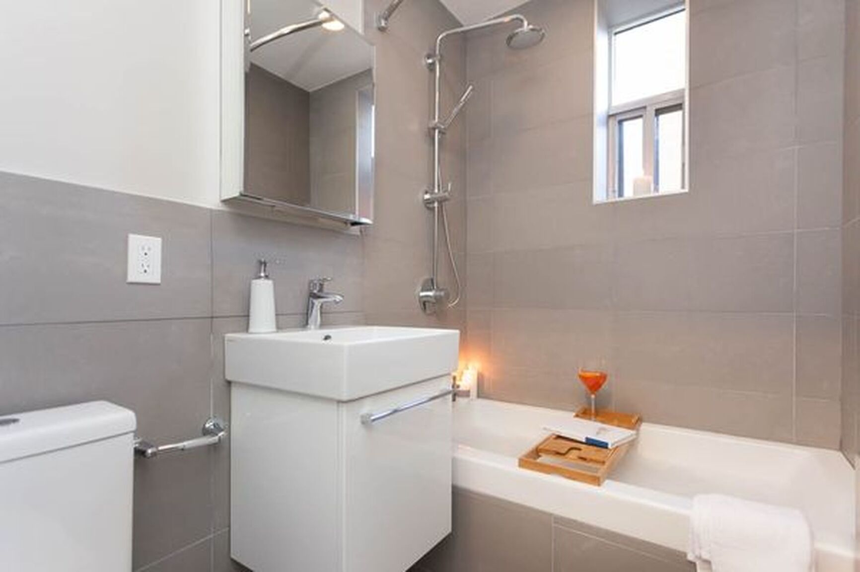 2400 Bathurst Street - Photo 17