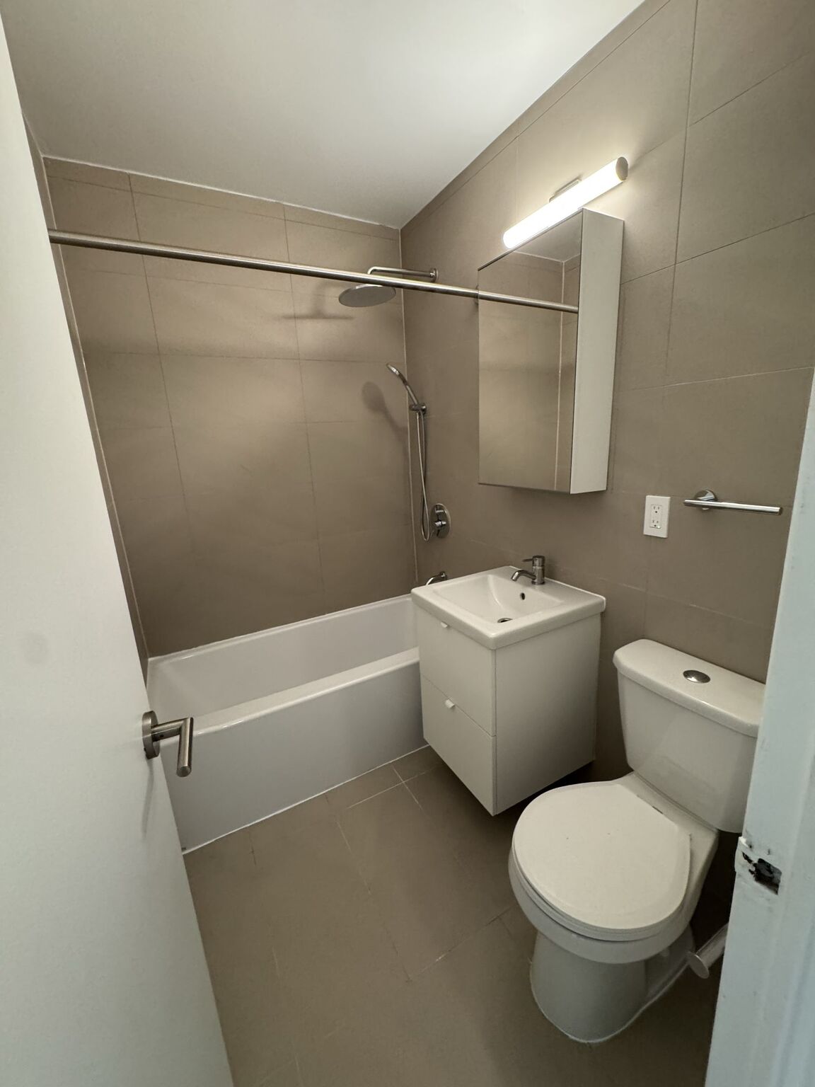 55-56 Eccleston Drive - Photo 15