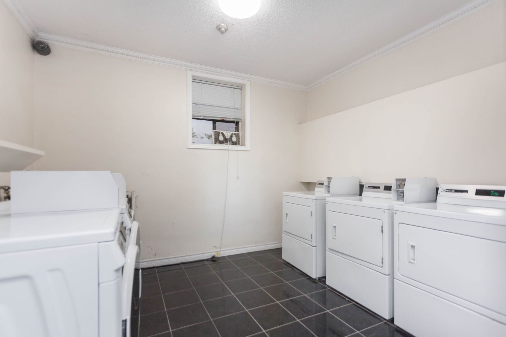 1 Claude Avenue - Photo 19