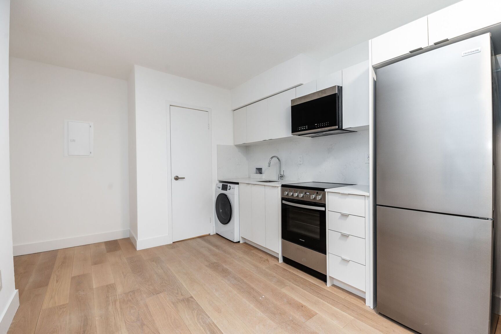 28 Maynard Avenue - Photo 5