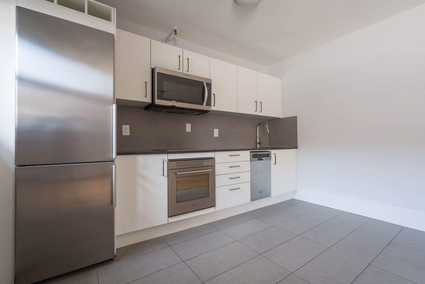 150 Fermanagh Avenue - Photo 7
