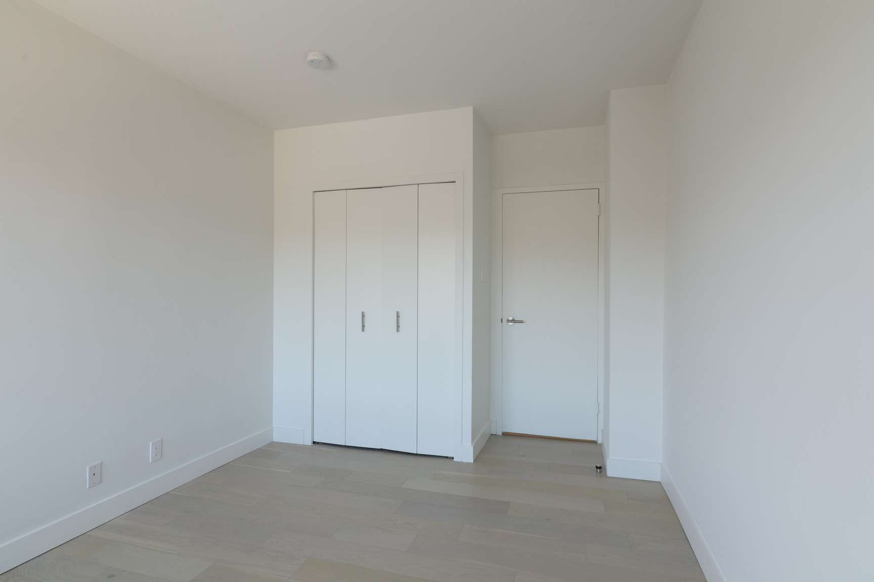 4555 Bonavista Avenue - Photo 45