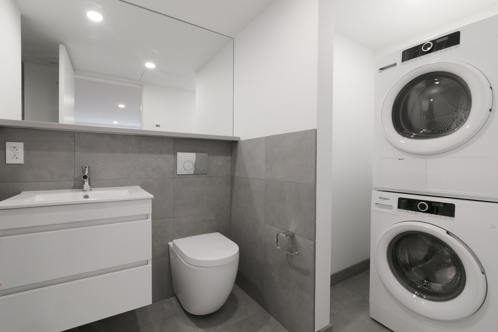 3460 Peel Street - Photo 50