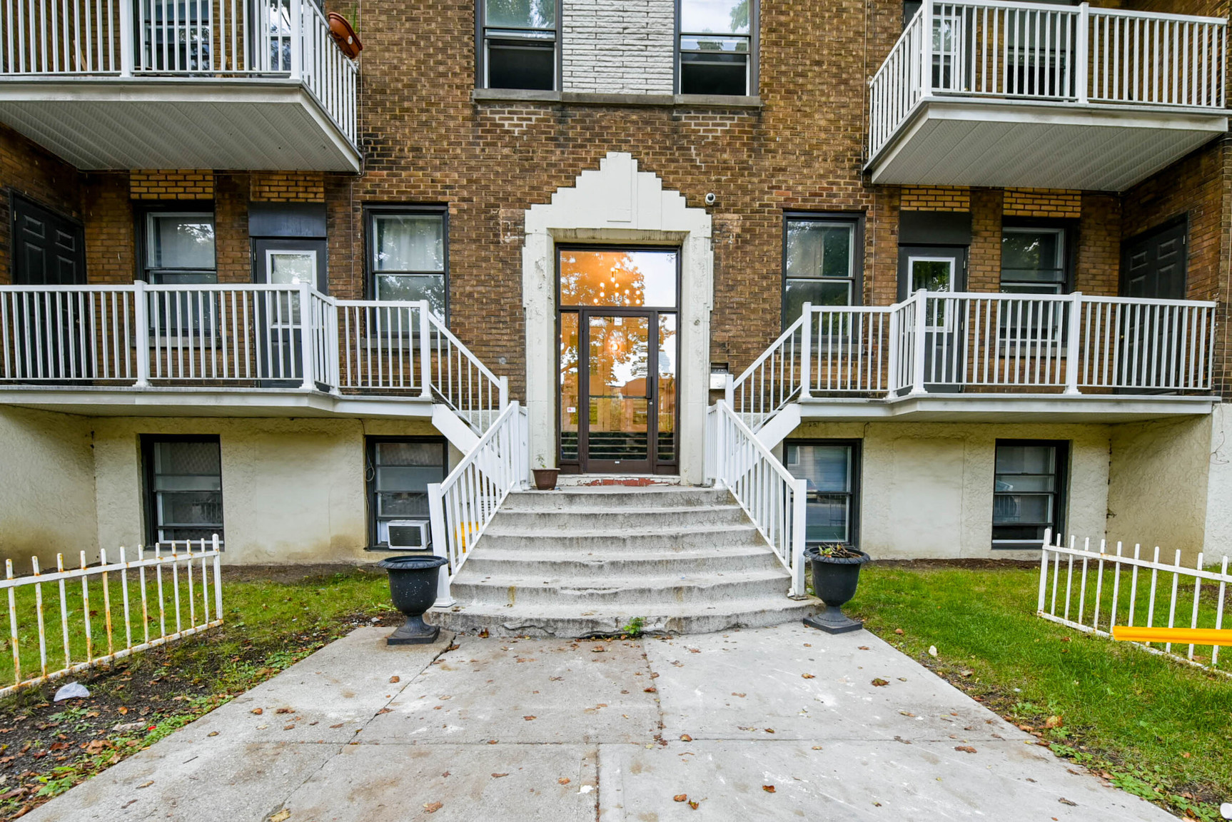 3495 Van Horne - Photo 43