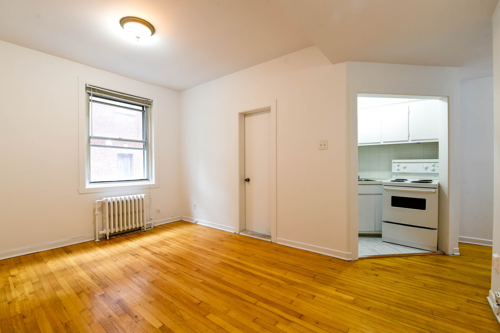 3495 Van Horne - Photo 34