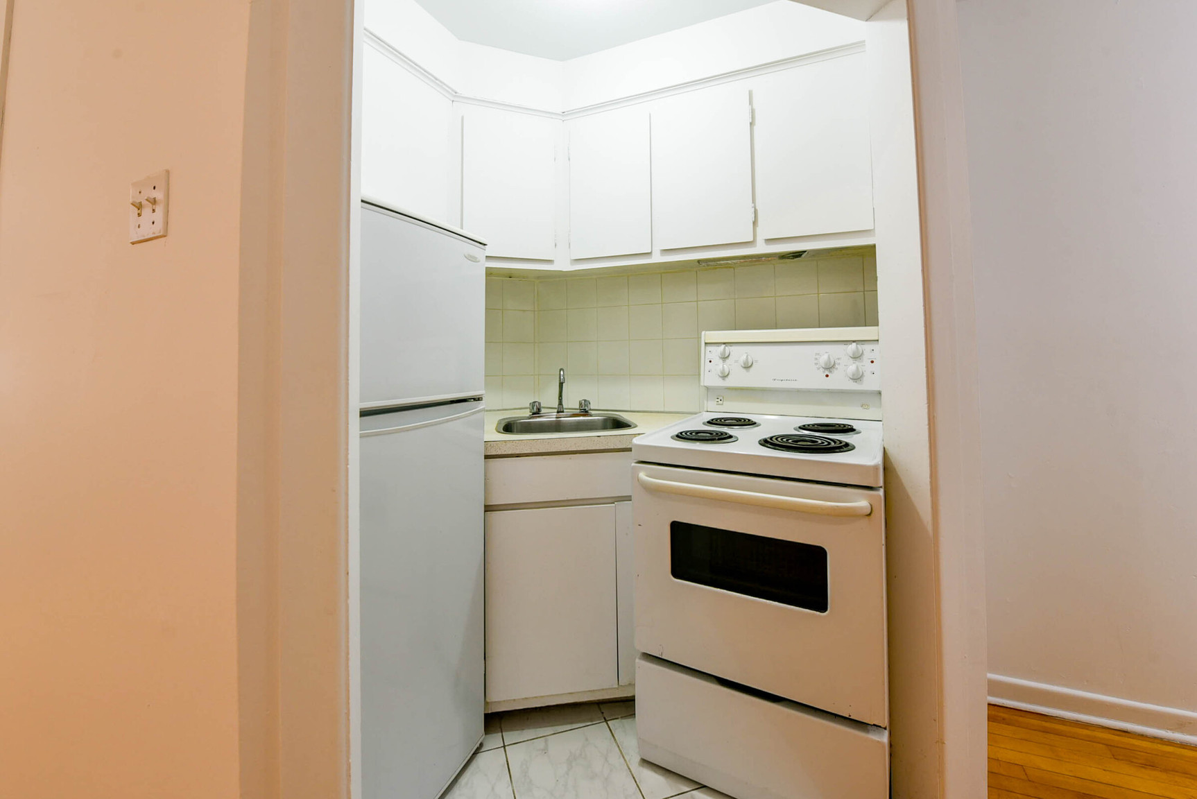 3495 Van Horne - Photo 35