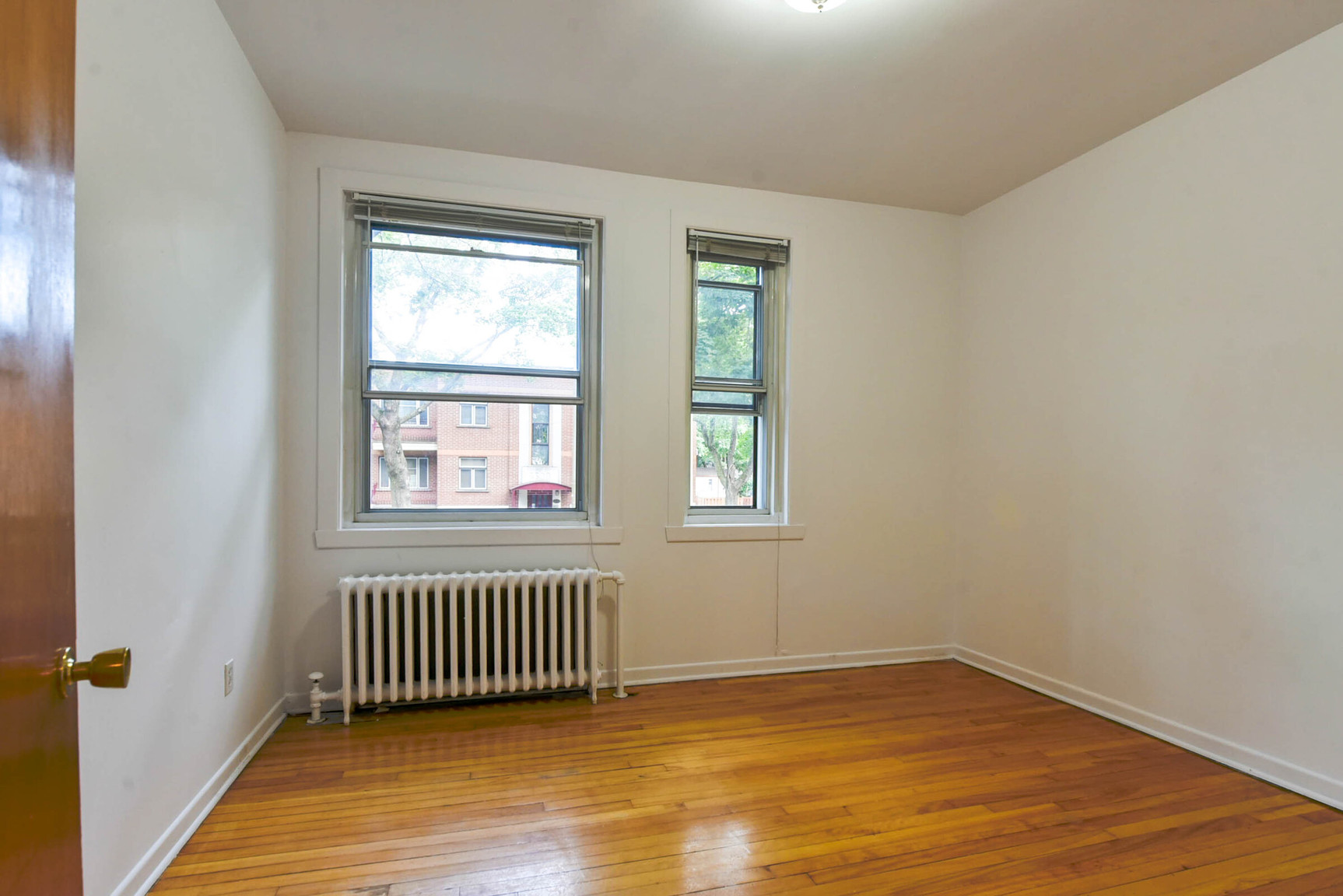 3495 Van Horne - Photo 39