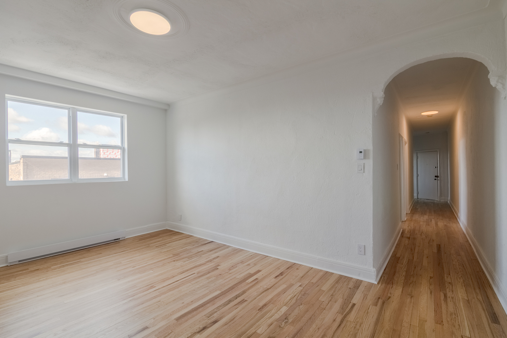 4870 Queen Mary Road - Photo 8