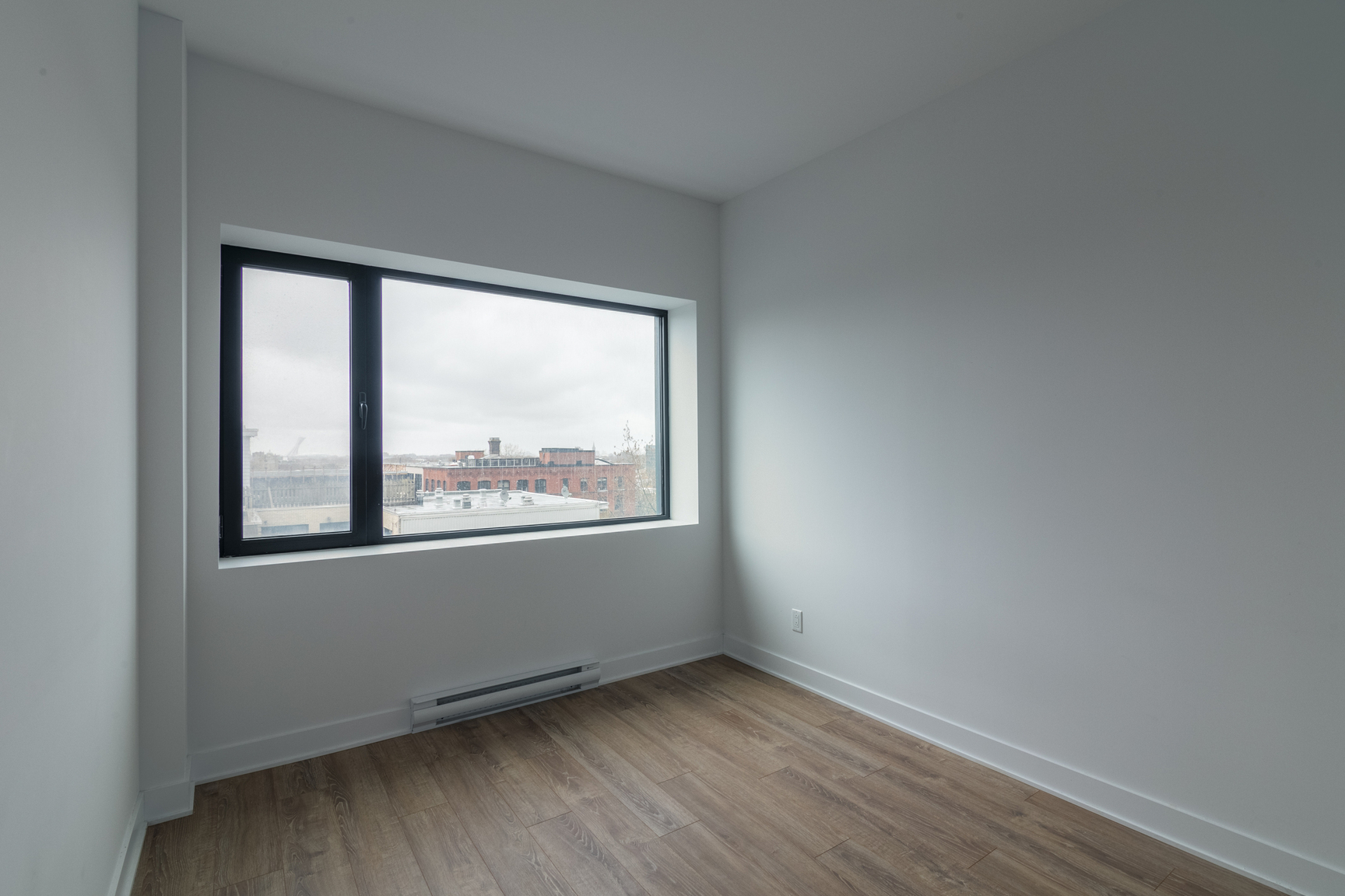 30 Saint Joseph Boulevard Est - Photo 10