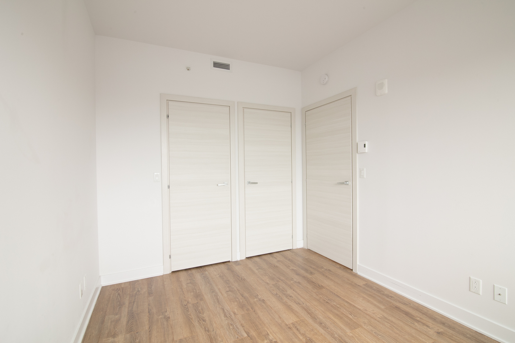 30 Saint Joseph Boulevard Est - Photo 8