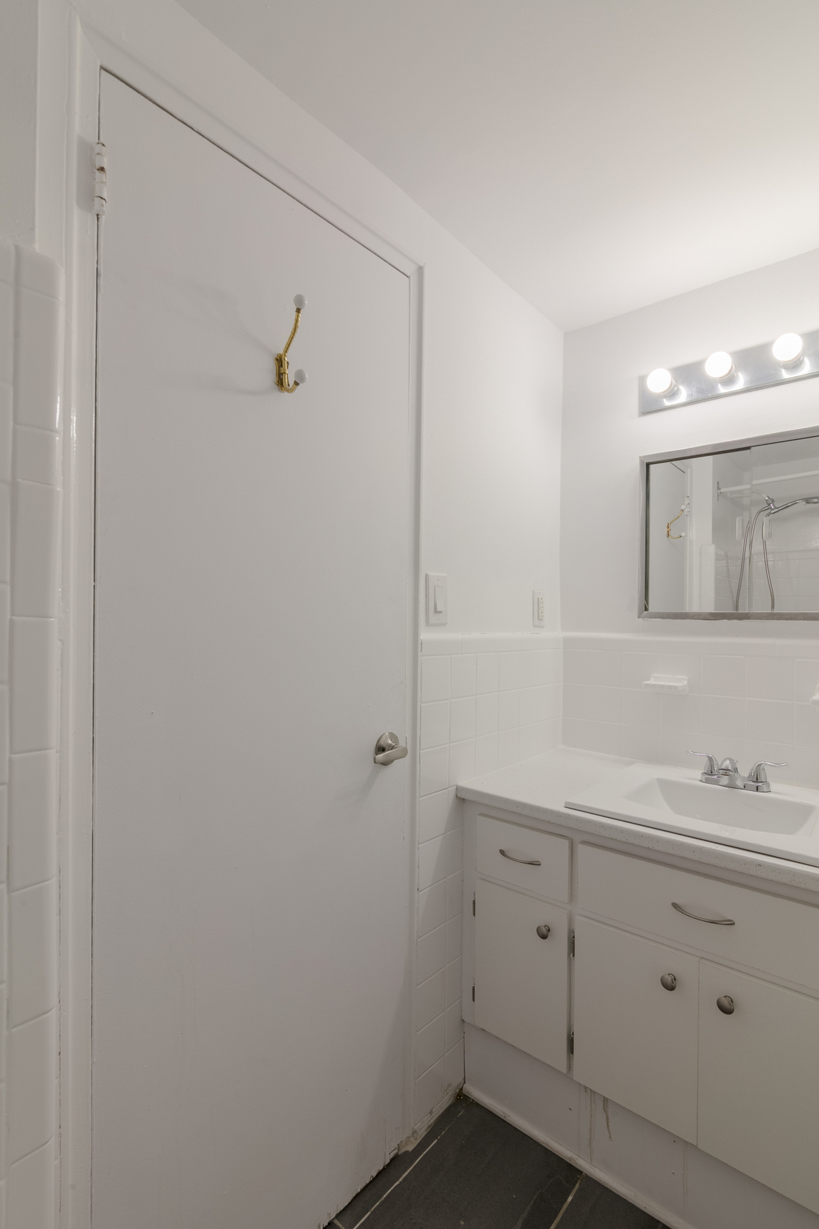 809 Bloomfield Avenue - Photo 6