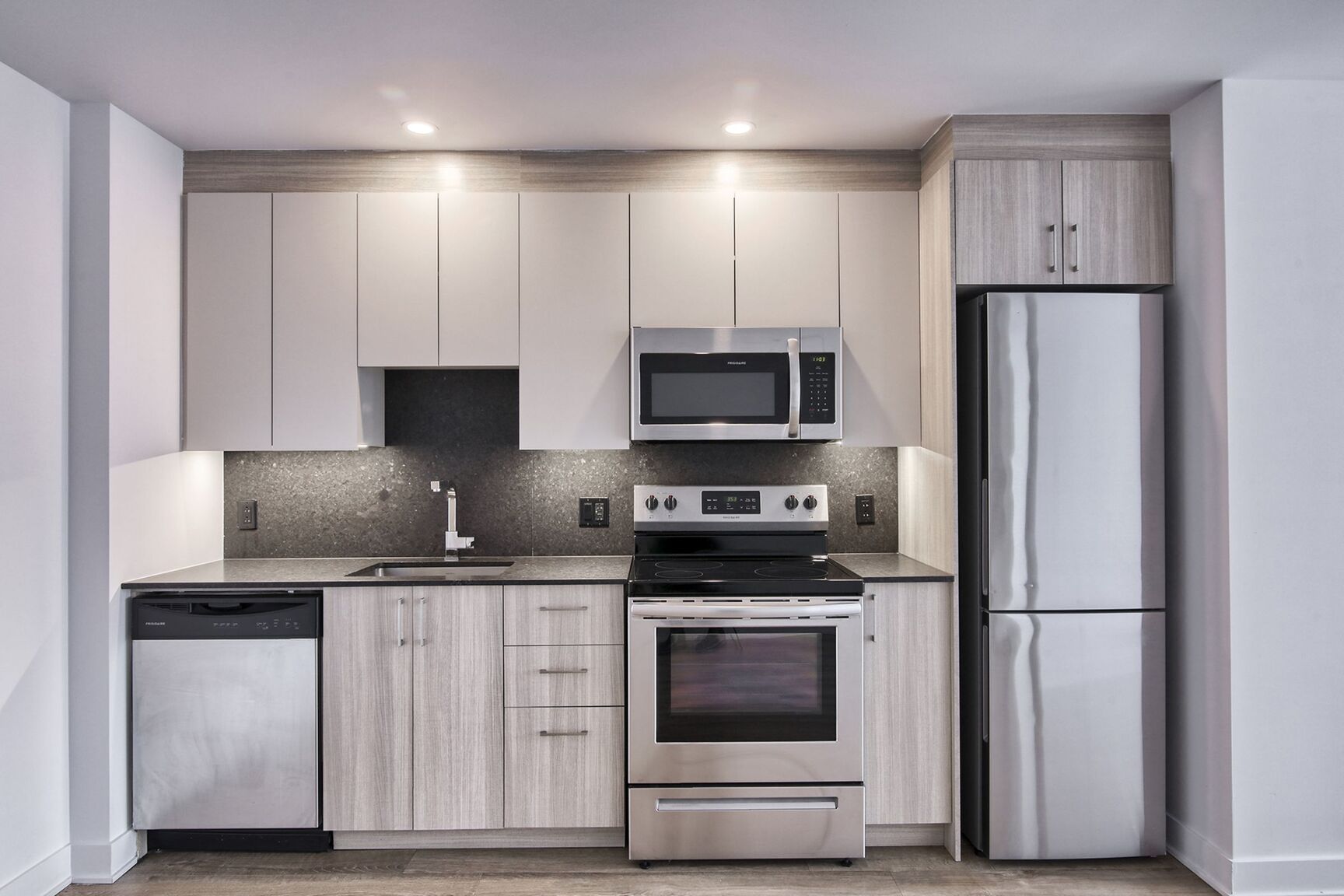 30 Saint Joseph Boulevard Est - Photo 91