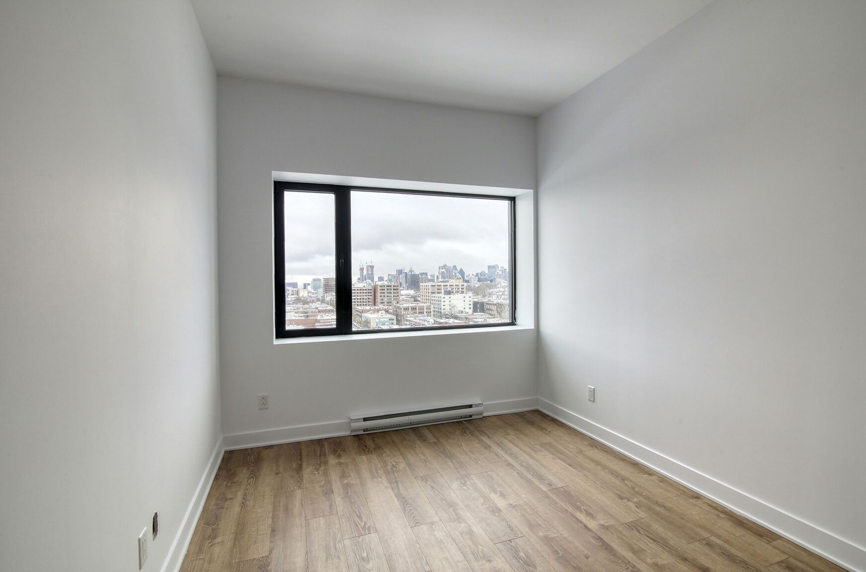 30 Saint Joseph Boulevard Est - Photo 95