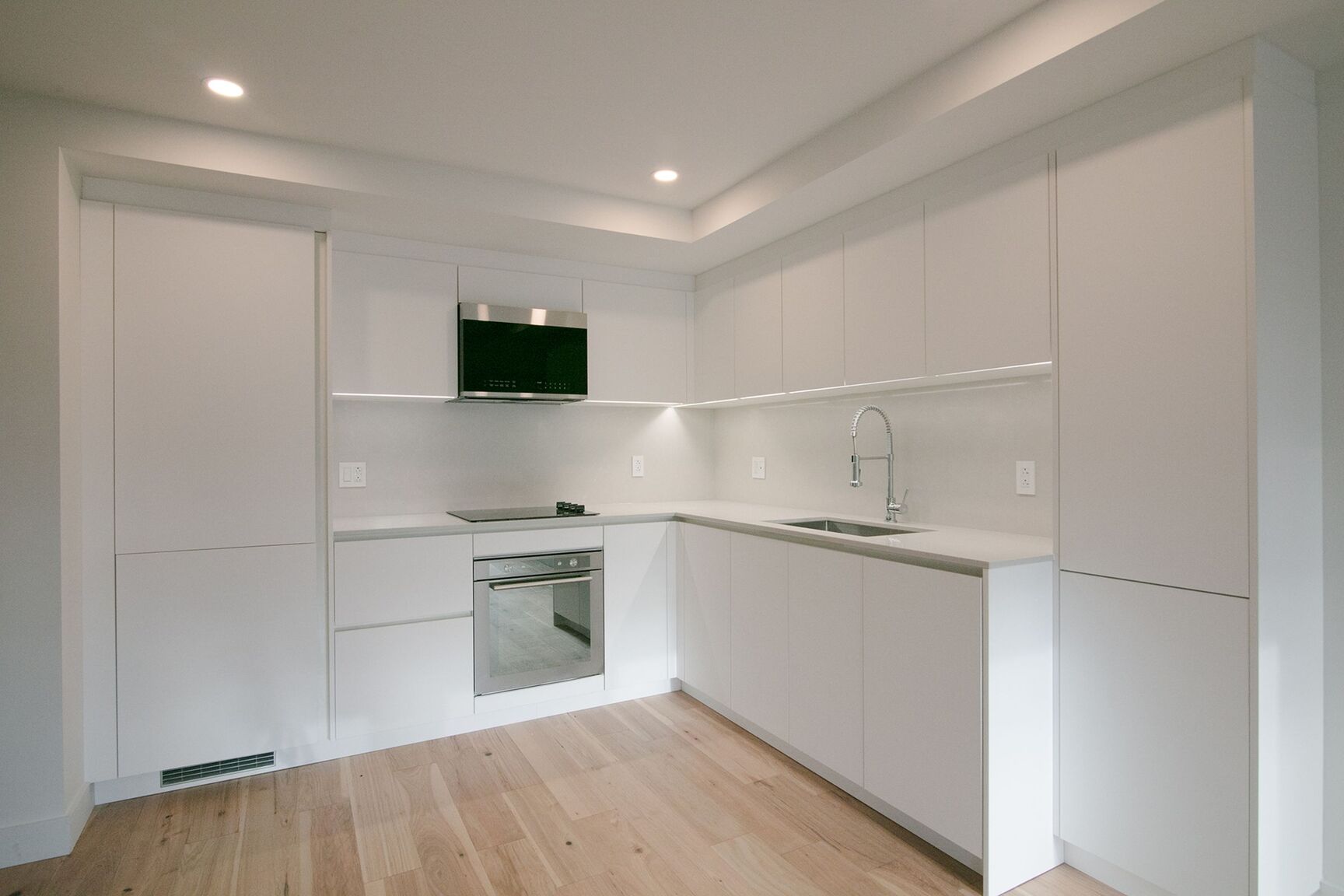 3460 Peel Street - Photo 33