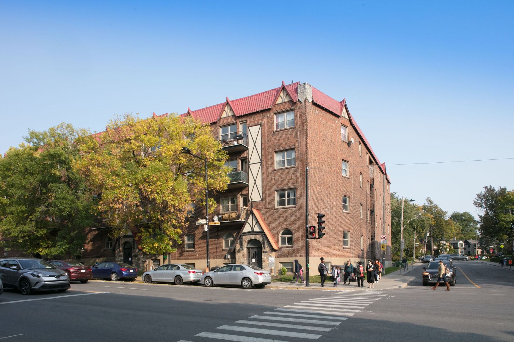 4870 Queen Mary Road - Photo 71