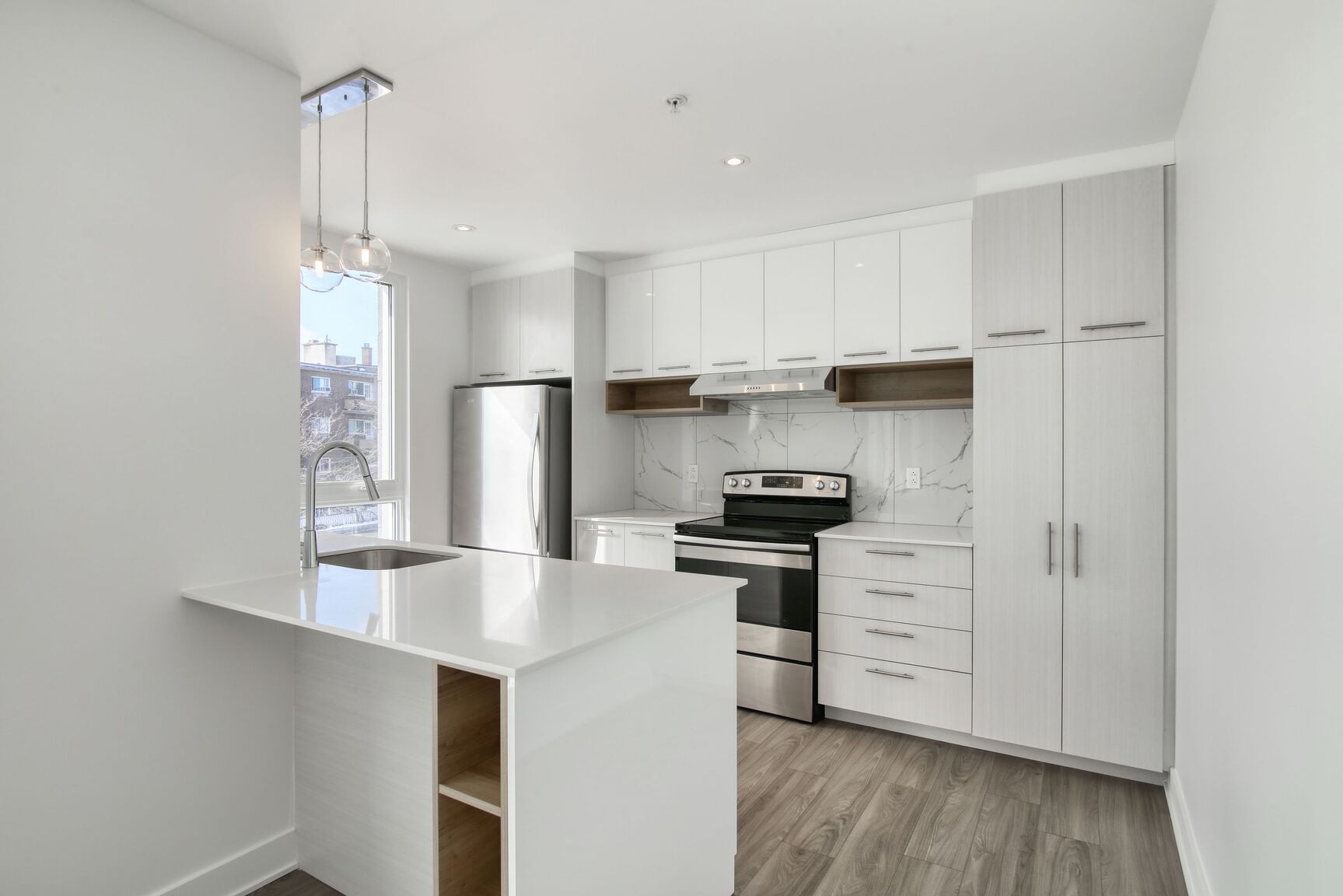 9675 Papineau - Photo 54