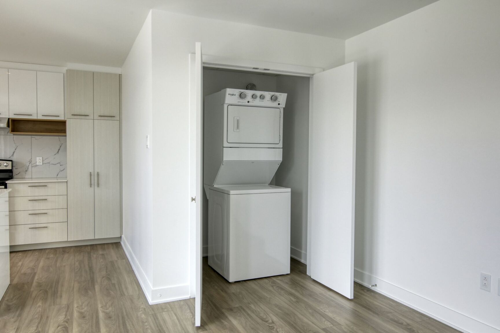 9675 Papineau - Photo 55