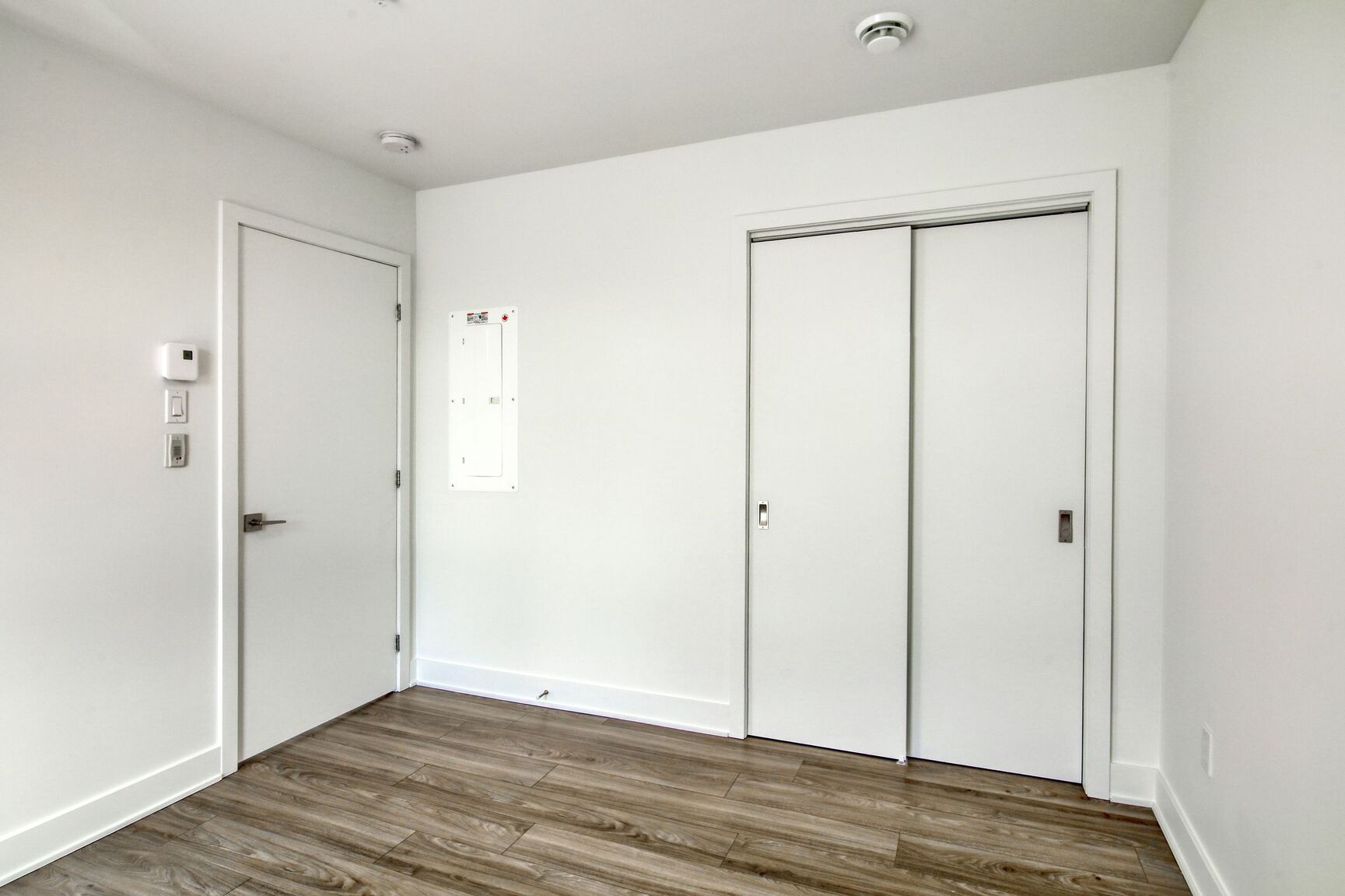 9675 Papineau - Photo 59