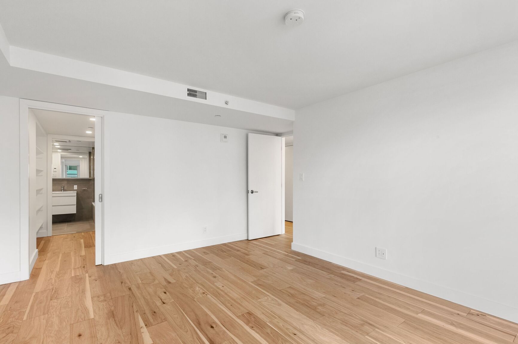 3460 Peel Street - Photo 210