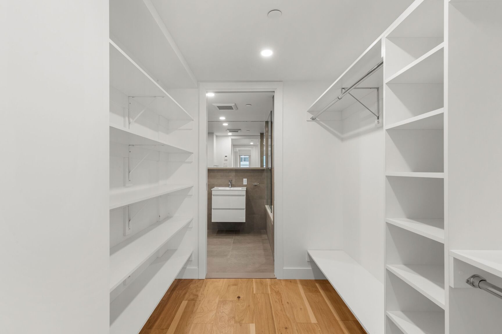 3460 Peel Street - Photo 256