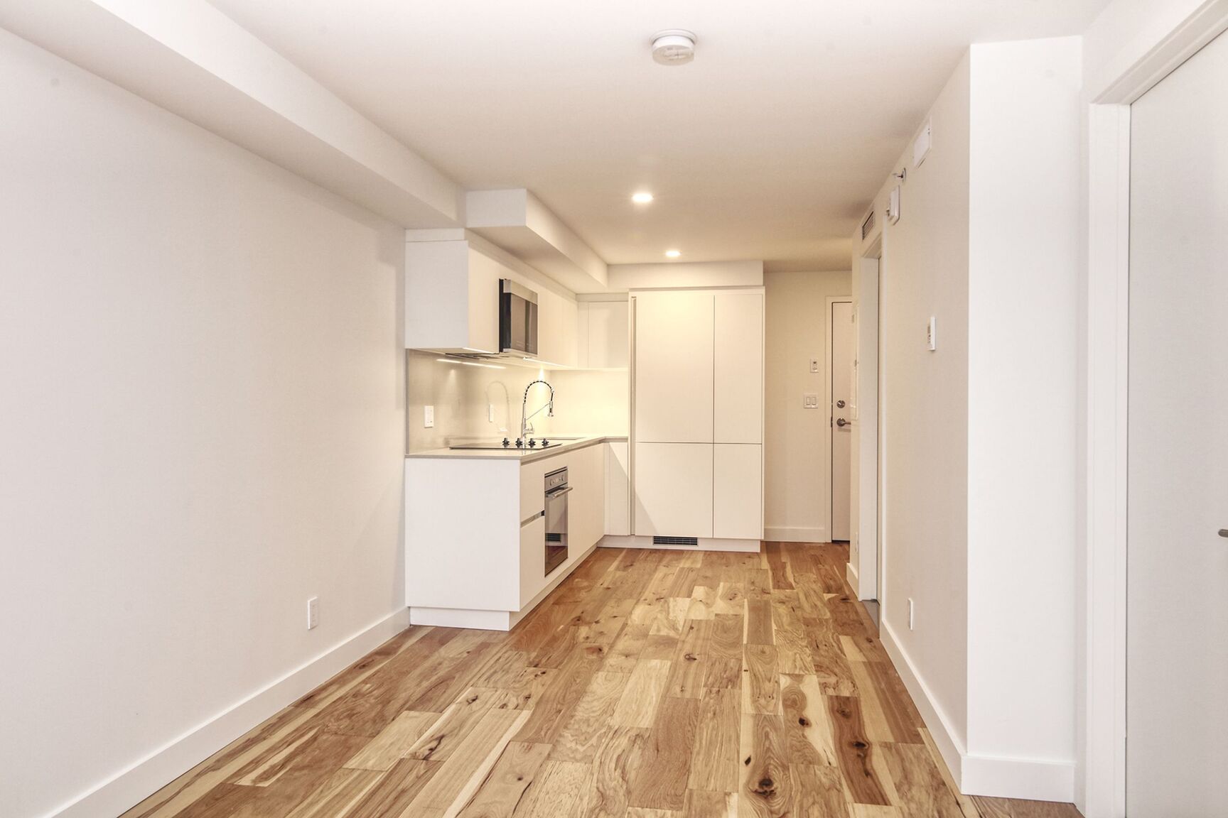 3460 Peel Street - Photo 99