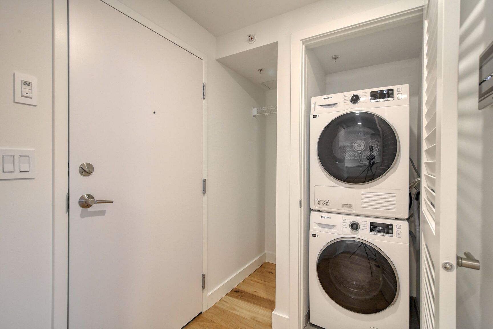 3460 Peel Street - Photo 104
