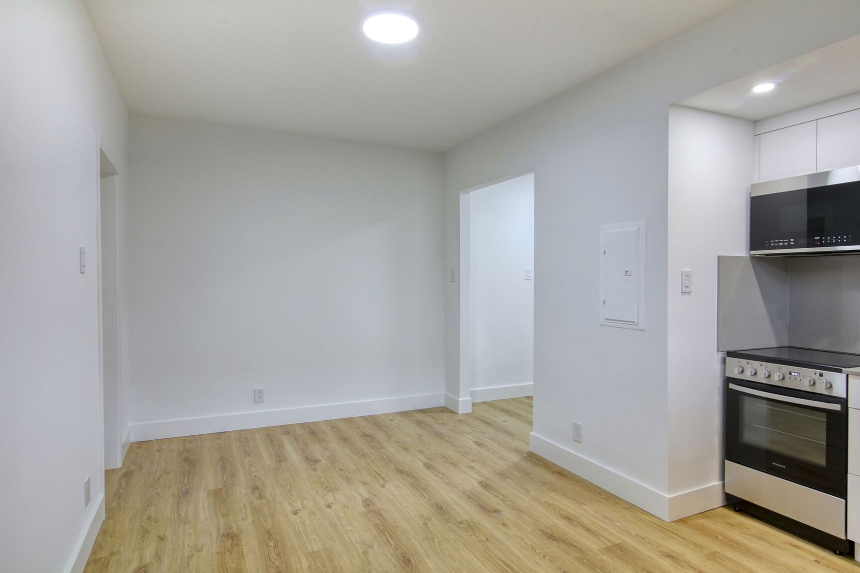 3010-3014 Van Horne - Photo 17