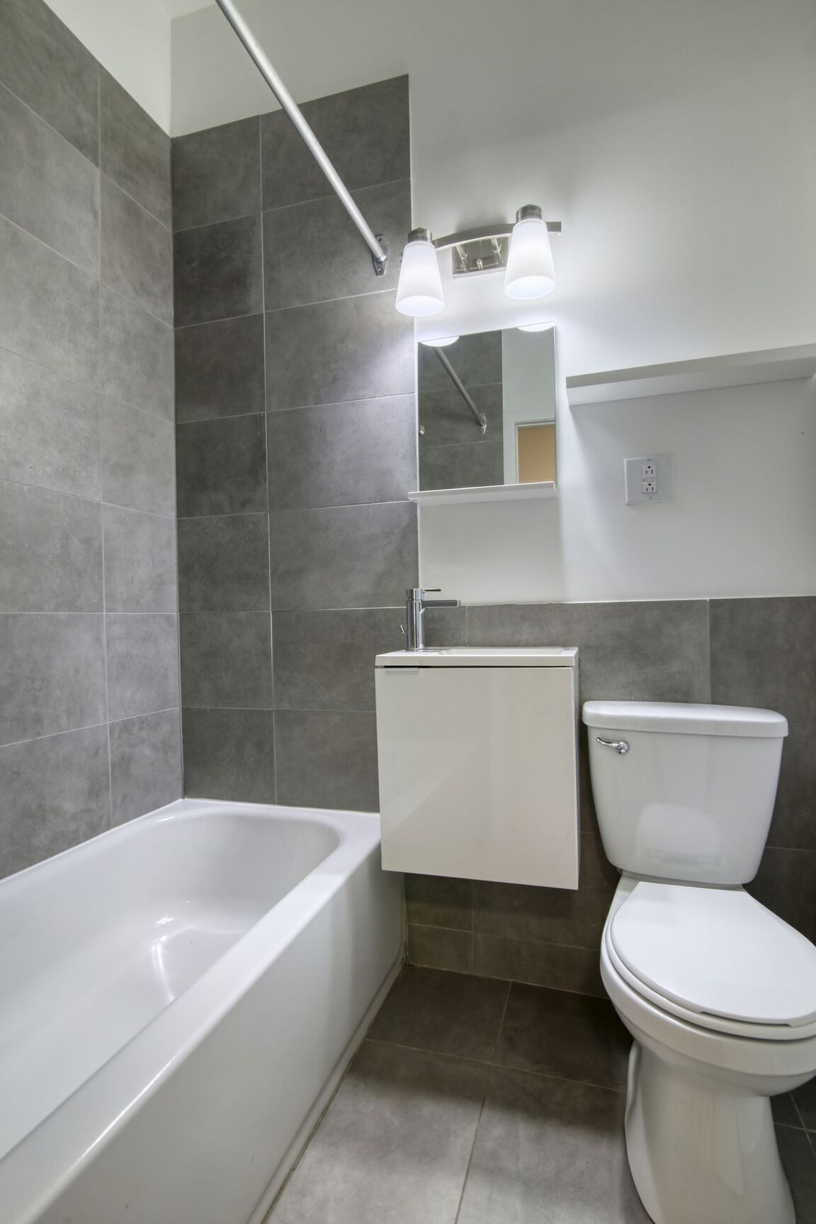 539 Prince-Arthur west - Photo 31