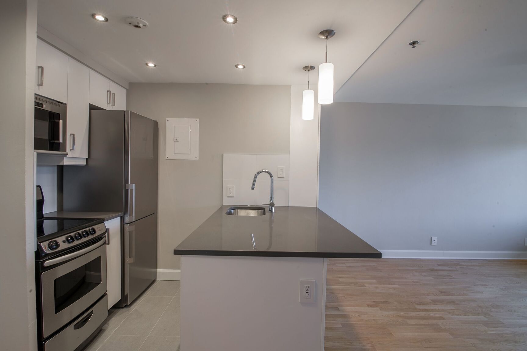 3455 Aylmer - Photo 24