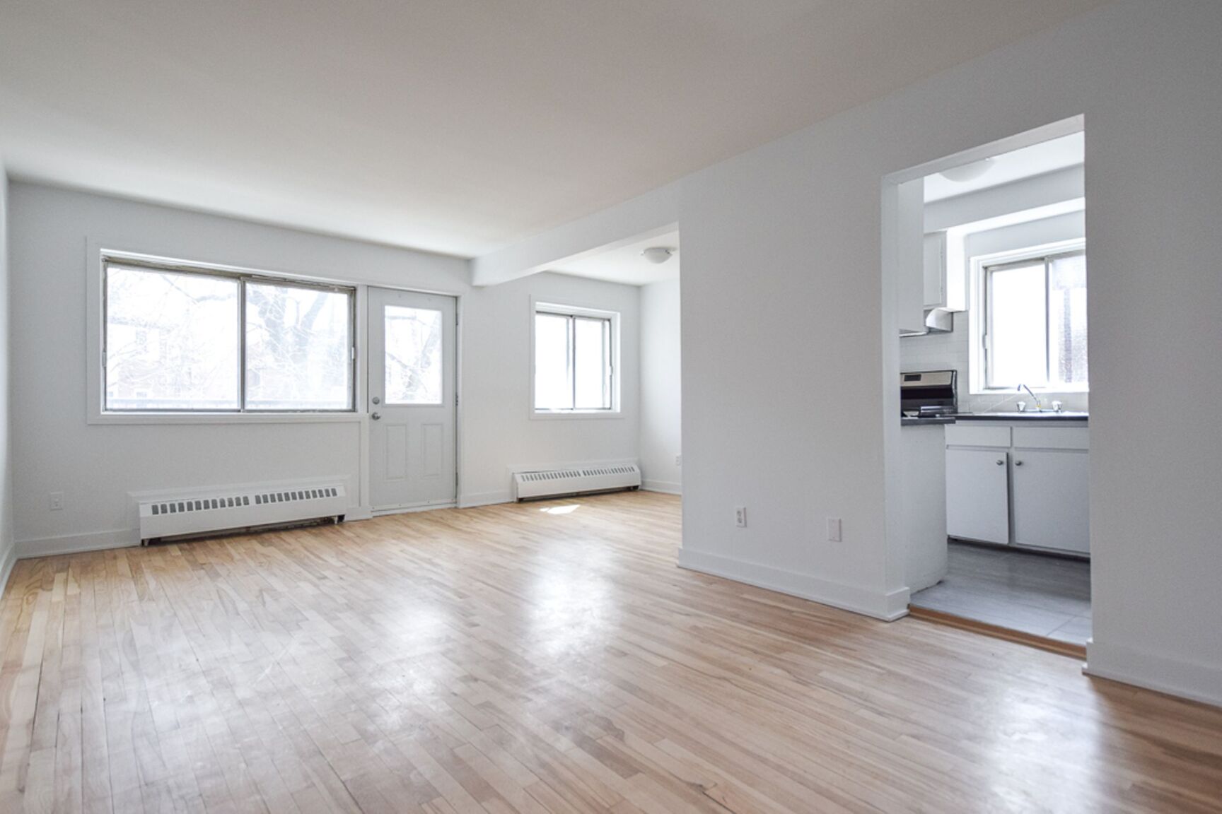 4570-4590 Queen Mary - Photo 21