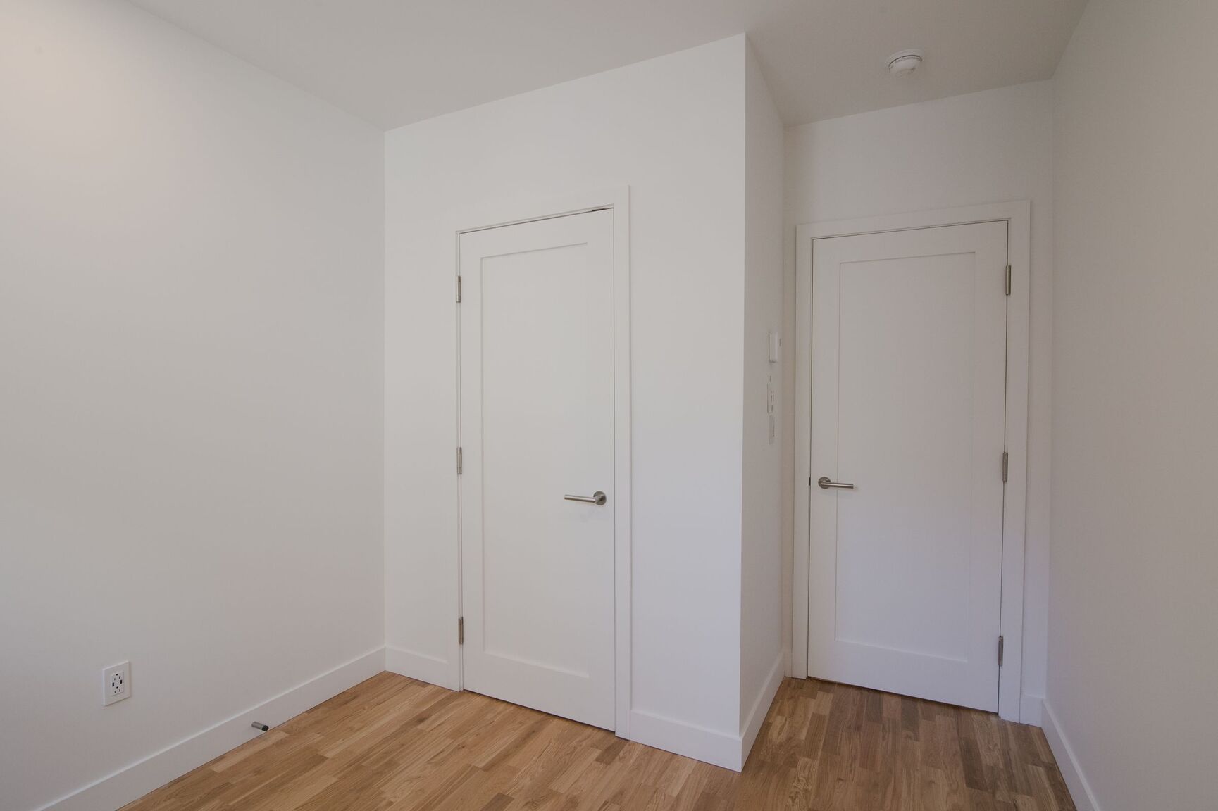 5530 Cote Saint-Luc Road - Photo 23