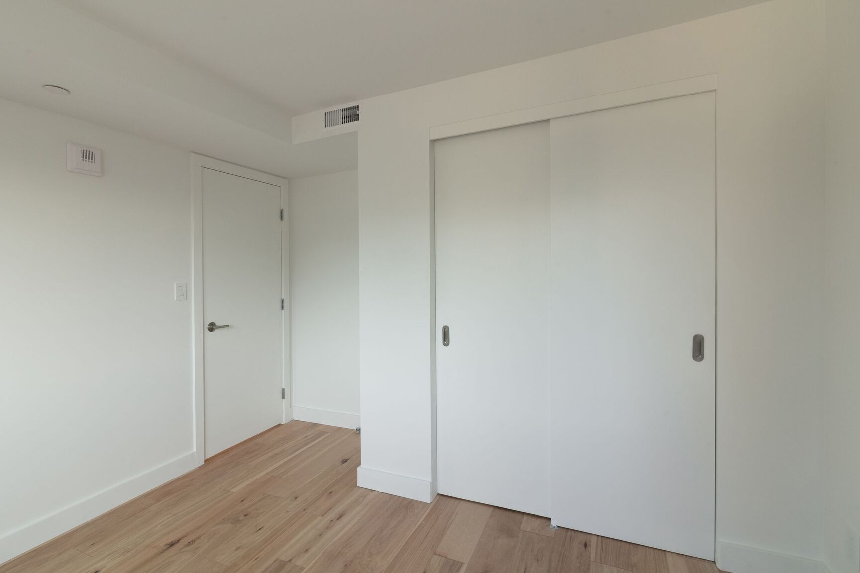 3460 Peel Street - Photo 140
