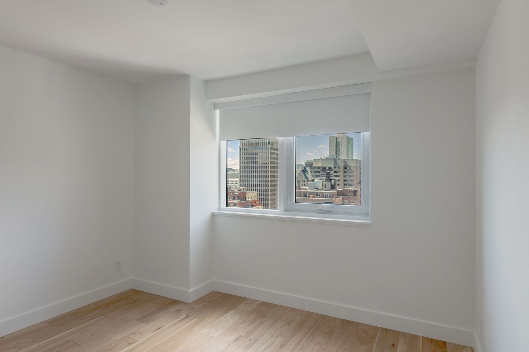 3460 Peel Street - Photo 73