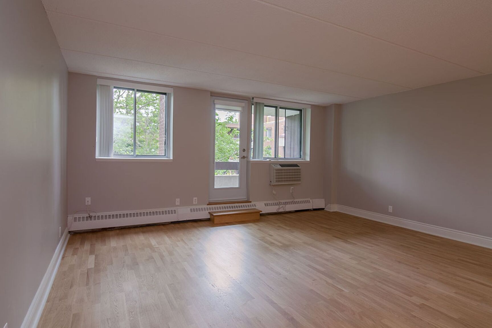 4800 Boulevard de Maisonneuve West - Photo 6