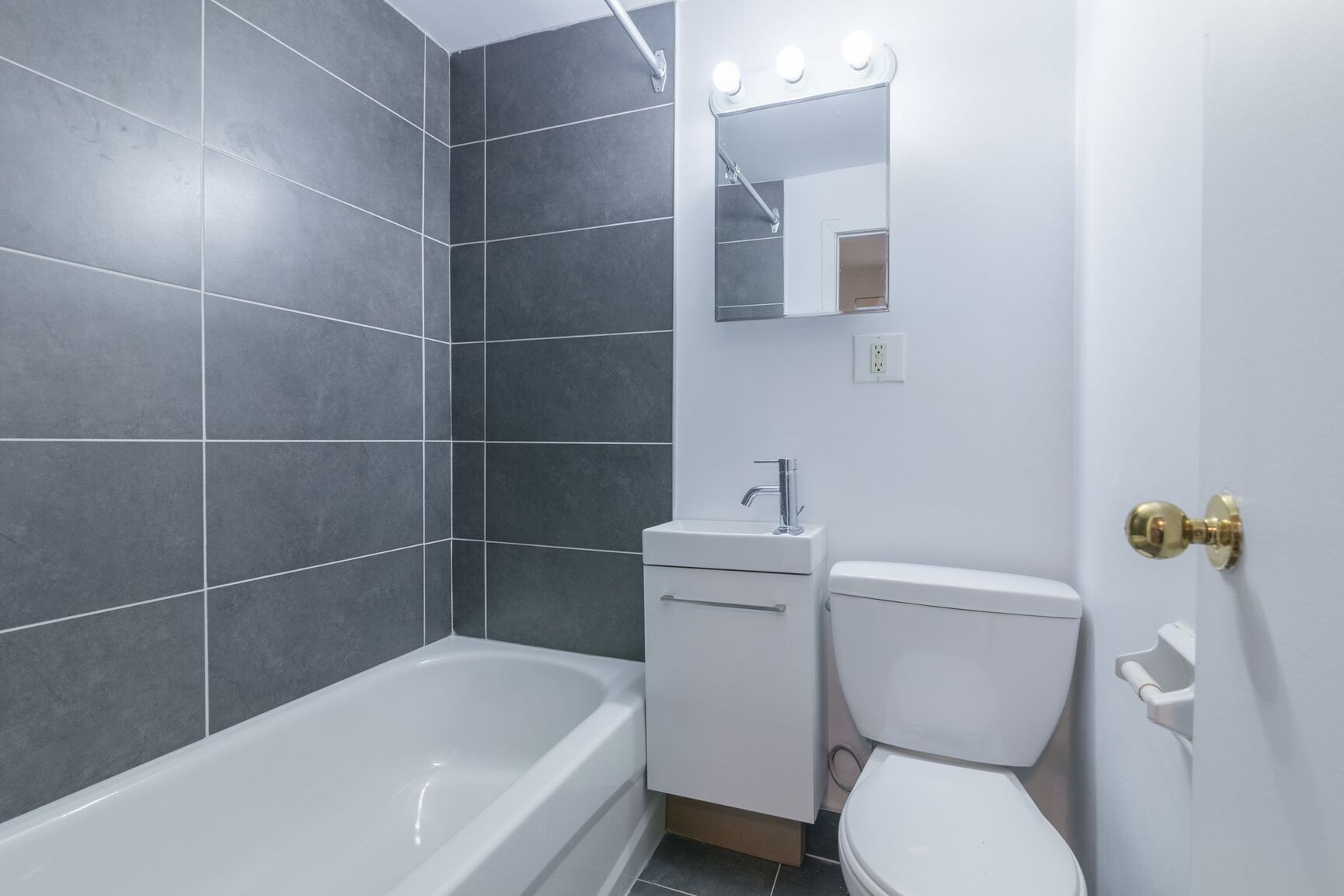 539 Prince-Arthur west - Photo 12