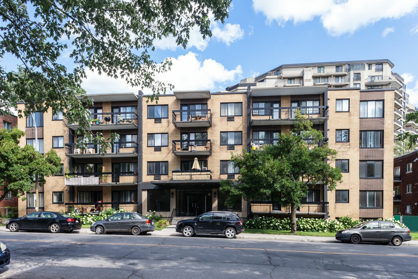 2400 Van Horne Street - Photo 16