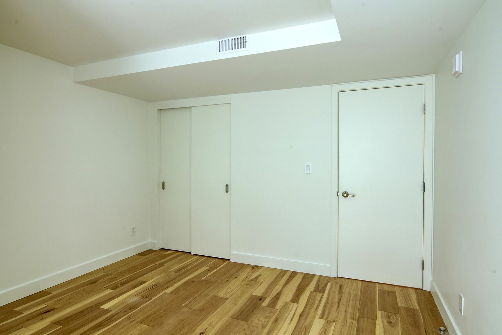 3460 Peel Street - Photo 161