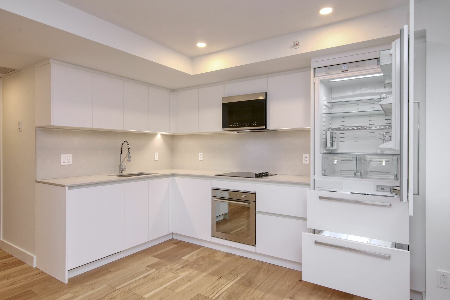 3460 Peel Street - Photo 89