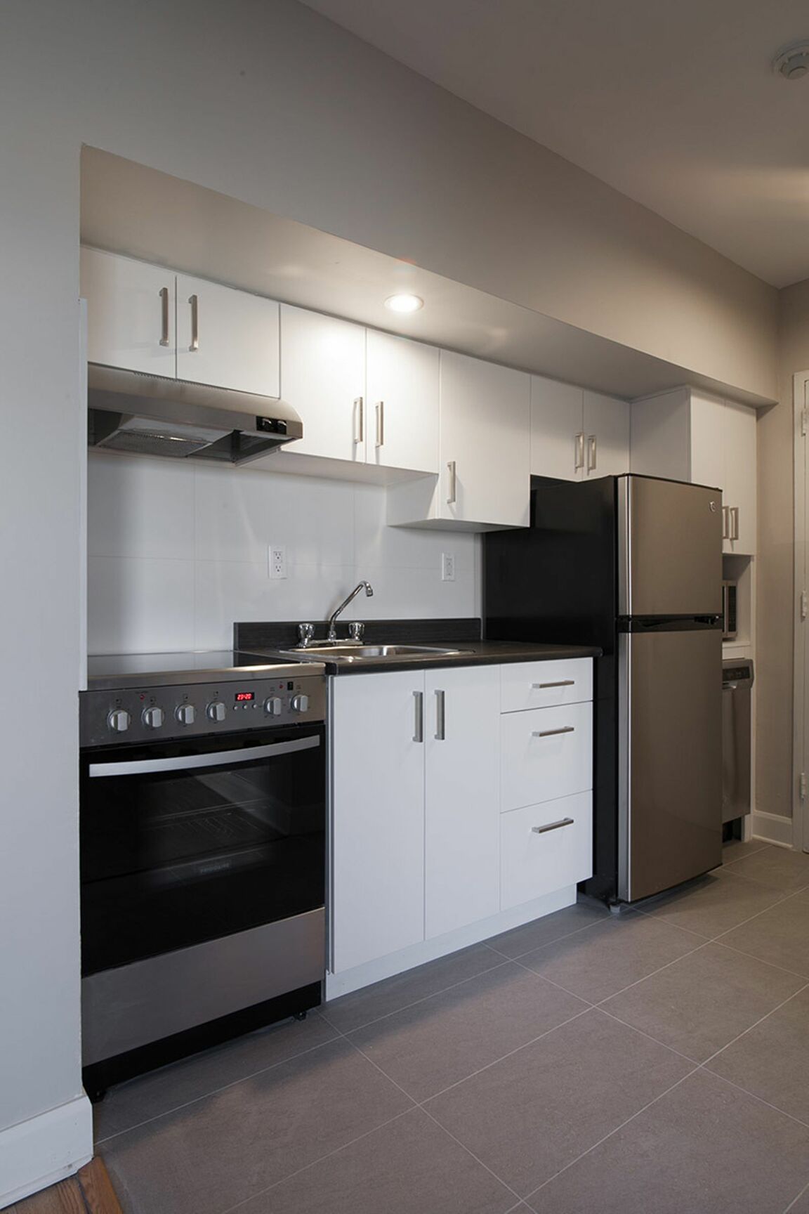 3455 Aylmer - Photo 12