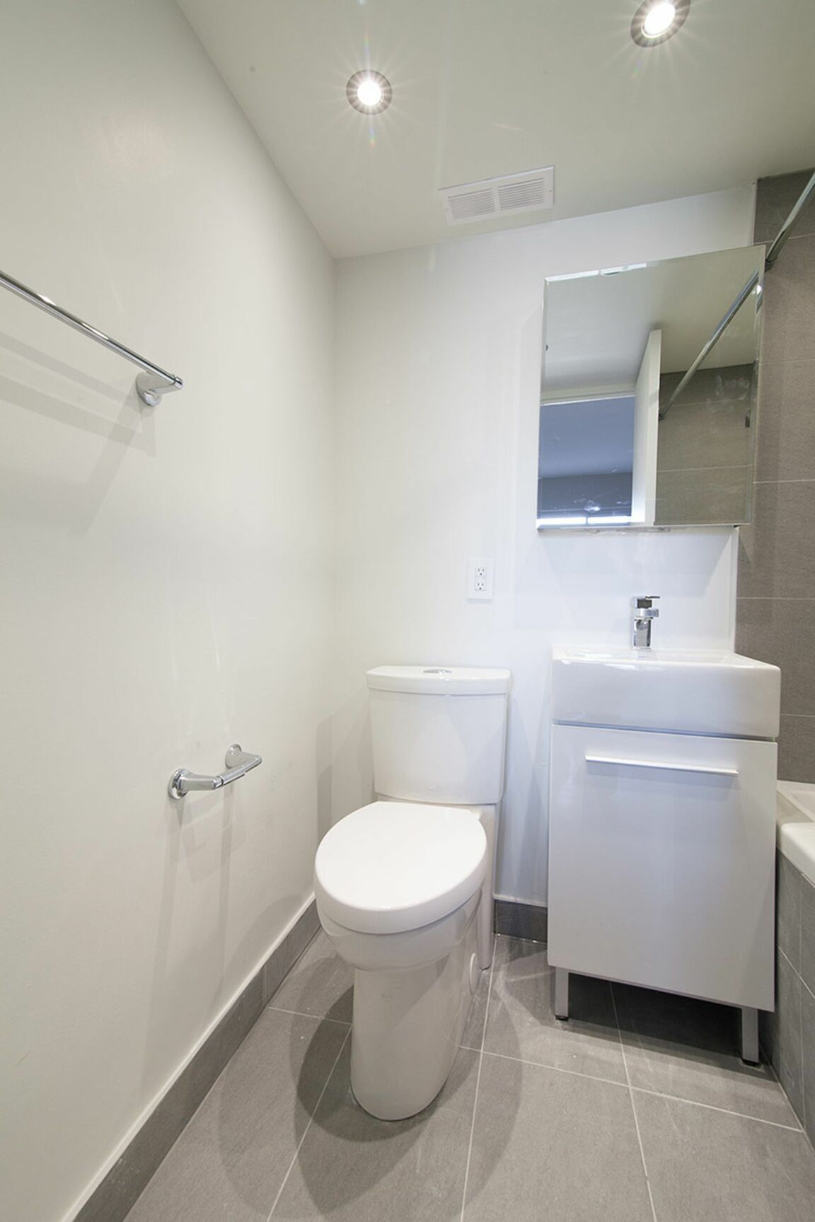 3455 Aylmer - Photo 16